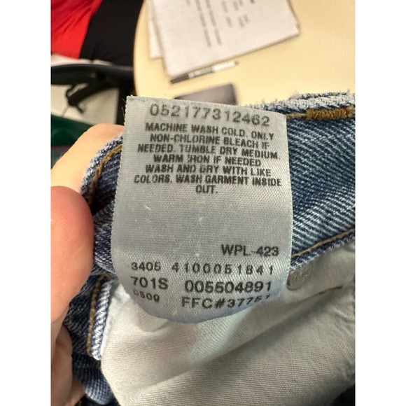Levi's Men Jeans 36X30 Relaxed Fit Med Wash - Picture 3 of 5